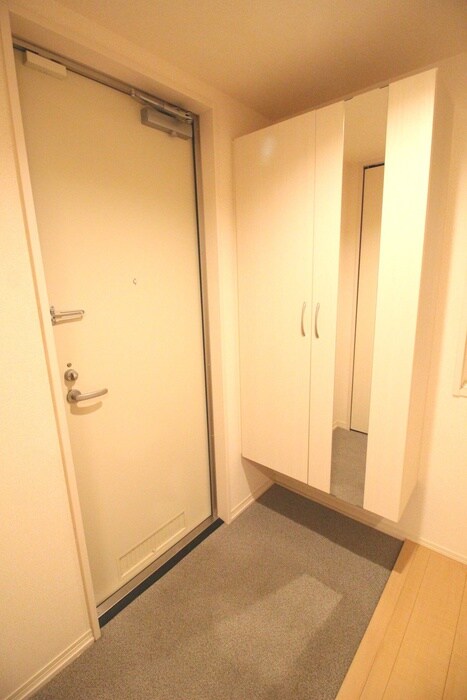 物件内観写真21　(玄関)