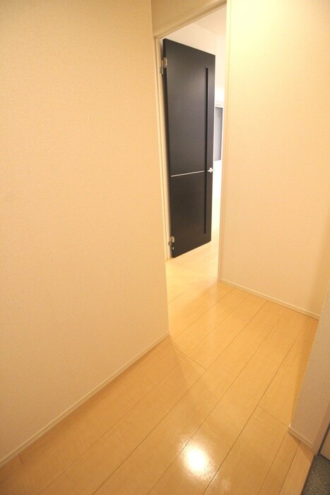 物件内観写真22　(廊下)