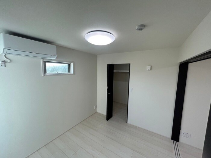 物件内観写真10　(内観写真)