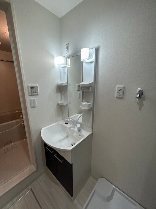 物件内観写真13　(洗面)