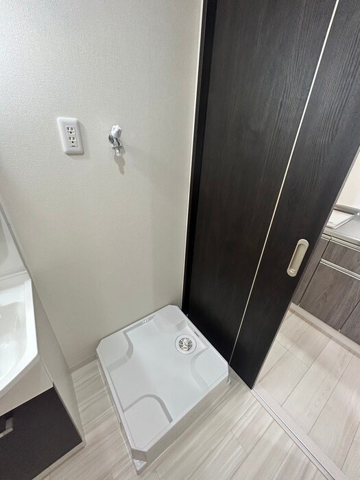 物件内観写真14　(洗濯機置場)