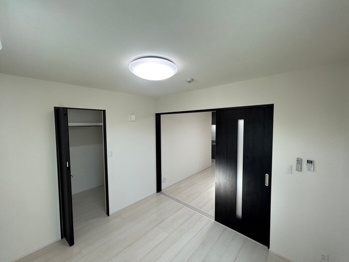 物件内観写真19　(居室)