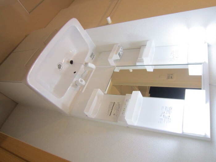 物件内観写真8　(洗面)