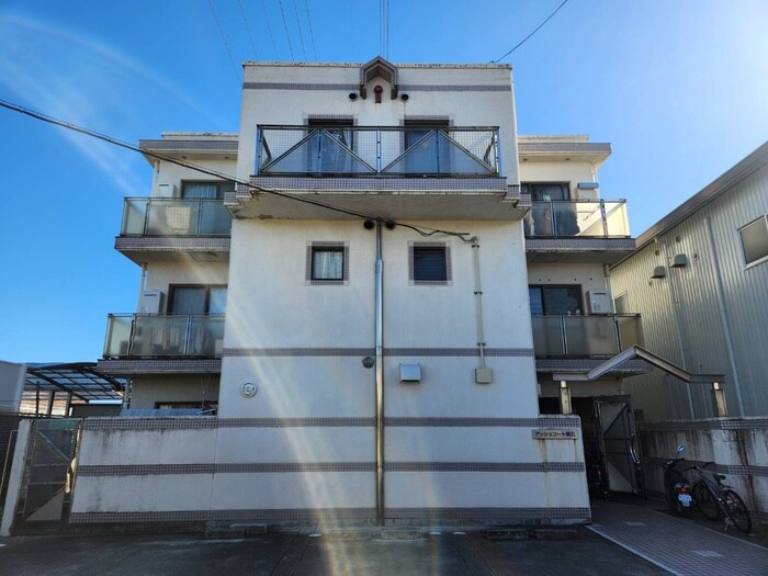 物件外観写真2　(外観写真)