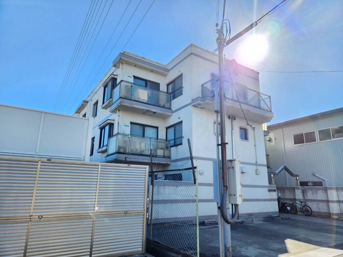 物件外観写真3　(外観写真)