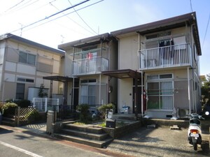 男山泉貸家A外観写真