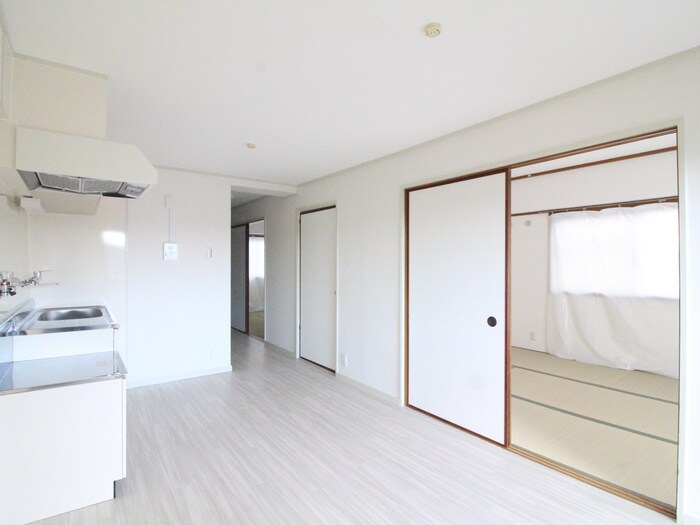 物件内観写真7　(居室)