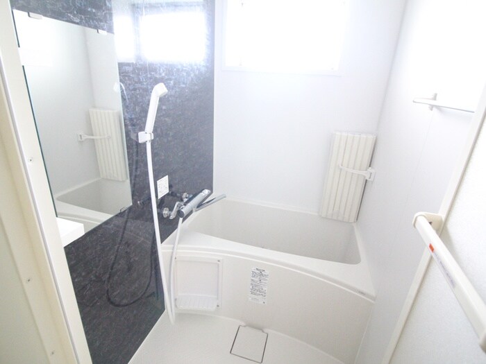 物件内観写真10　(バス／シャワールーム等)