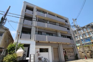 ドムスアシヤ外観写真
