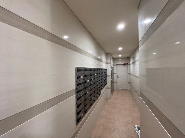 物件外観写真5　(バイク置き場)