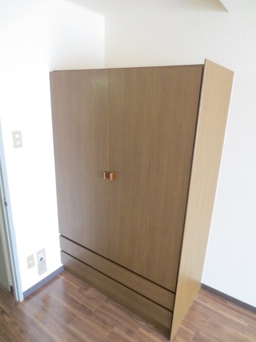 物件内観写真13　(収納)