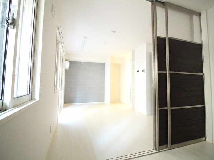 物件内観写真9　(居室)