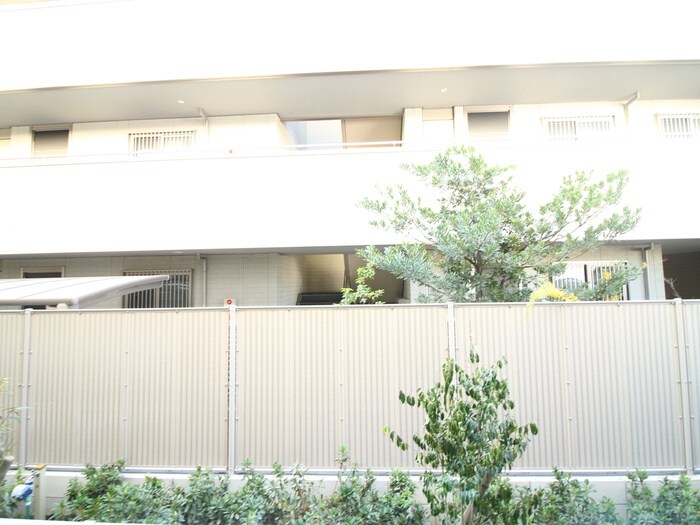 物件内観写真17　(室内からの展望)