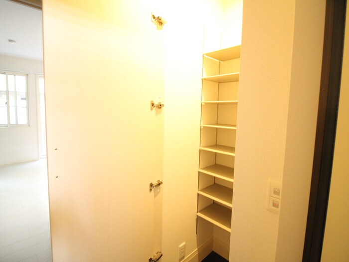 物件内観写真21　(靴箱)