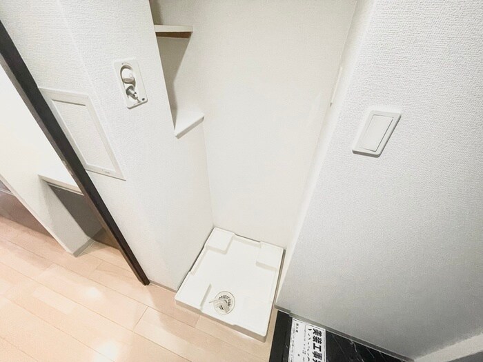 物件内観写真20　(洗濯機置場)