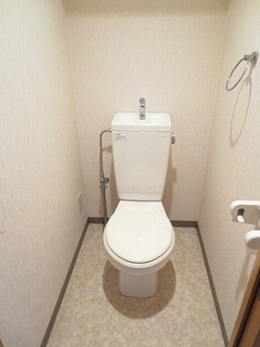 物件内観写真14　(トイレ)