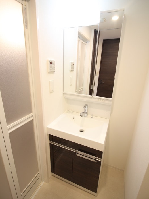 物件内観写真11　(洗面)