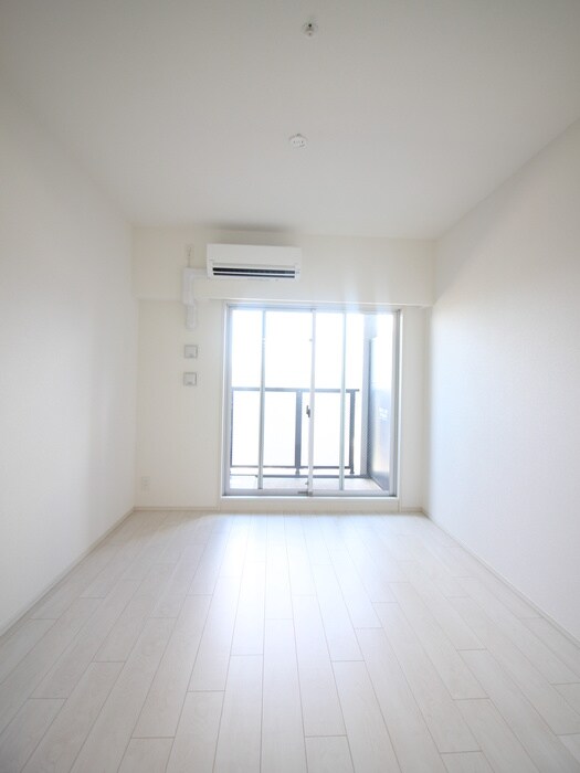 物件内観写真12　(居室)