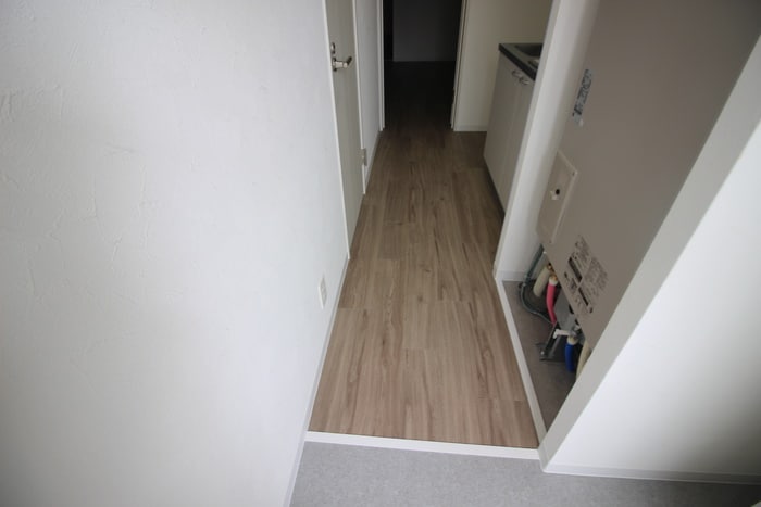 物件内観写真17　(廊下)