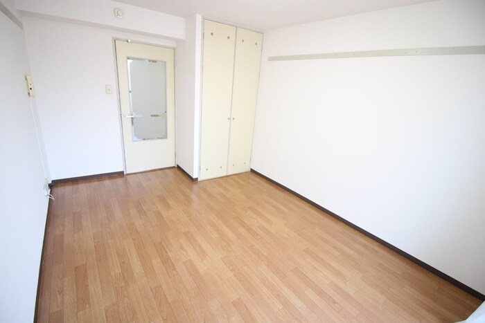 物件内観写真21　(居室)