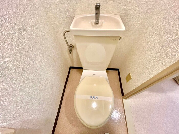 物件内観写真11　(トイレ)