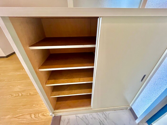 物件内観写真18　(靴箱)