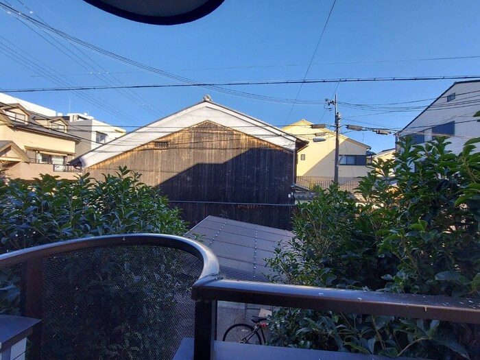 物件内観写真21　(室内からの展望)