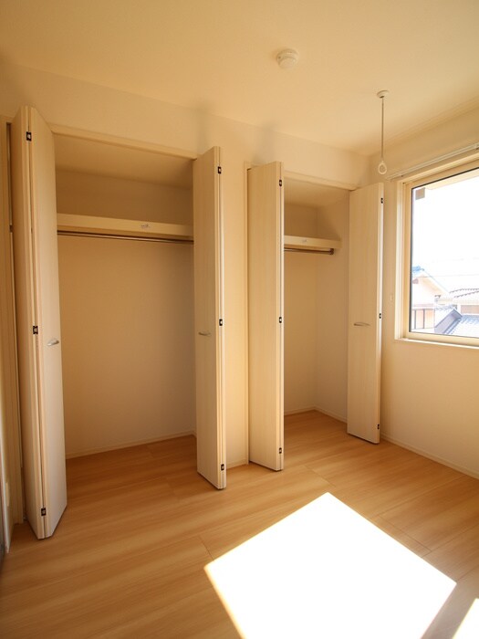 物件内観写真14　(収納)