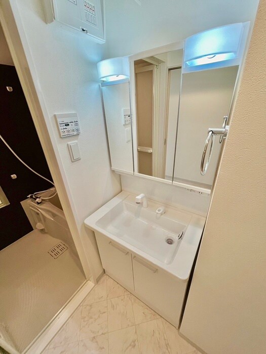 物件内観写真10　(洗面)