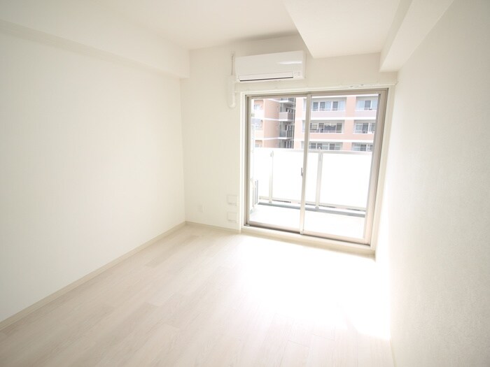 物件内観写真12　(居室)