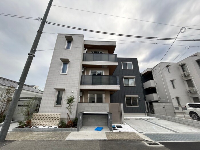 物件外観写真2　(外観写真)