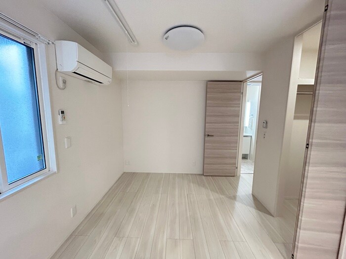 物件内観写真8　(居室)