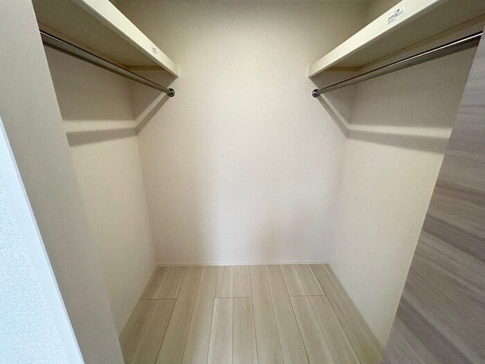物件内観写真12　(収納)
