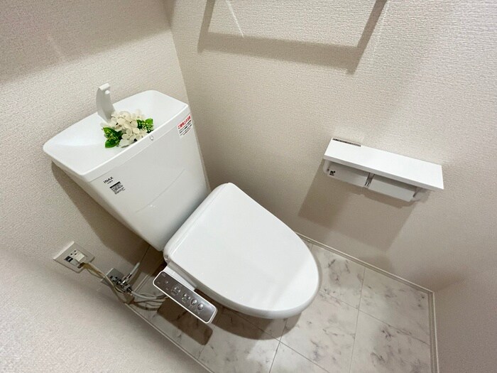 物件内観写真13　(トイレ)