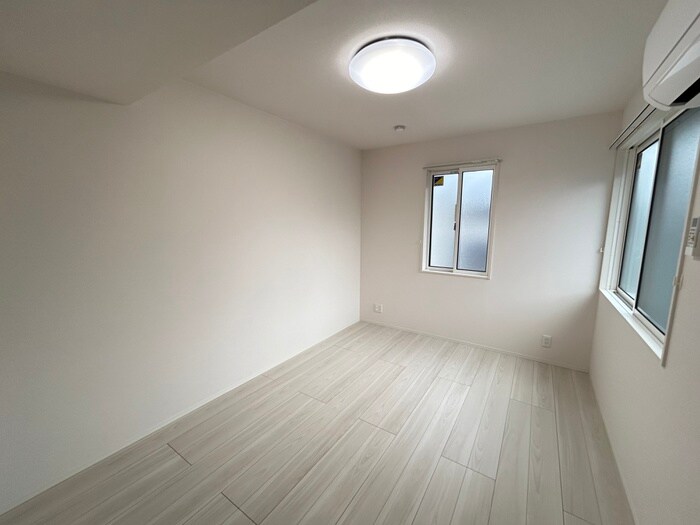 物件内観写真18　(居室)