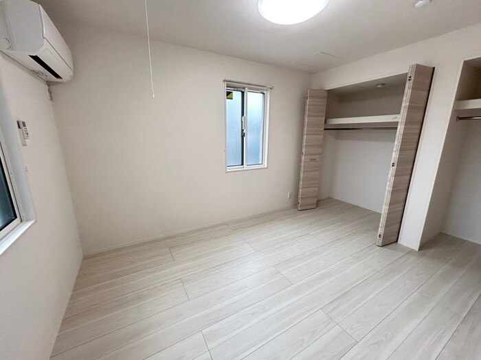 物件内観写真19　(居室)