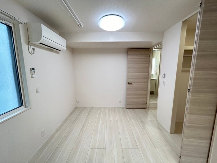 物件内観写真21　(居室)