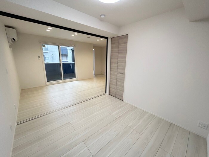 物件内観写真22　(居室)