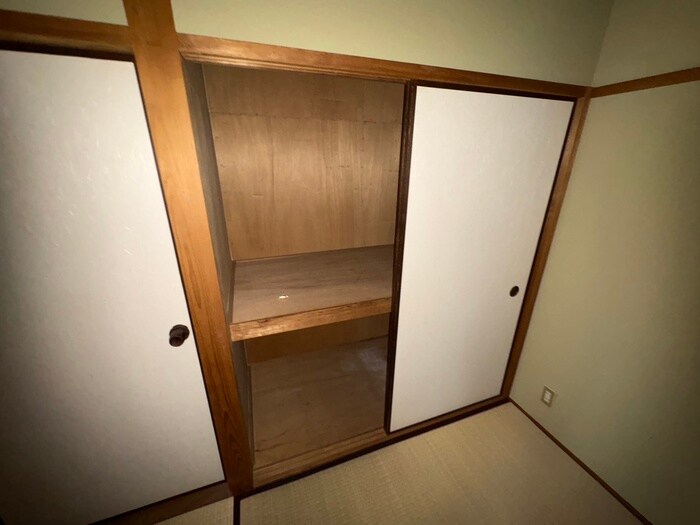 物件内観写真16　(収納)