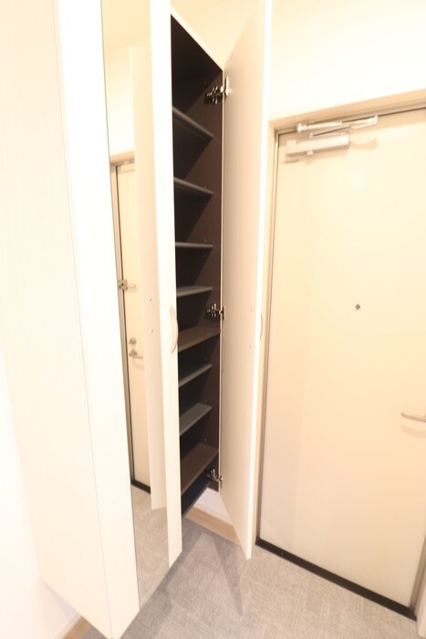 物件内観写真15　(靴箱)