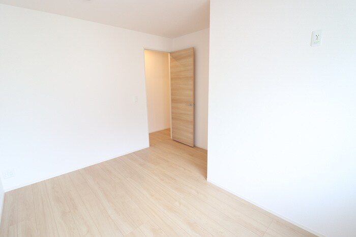 物件内観写真18　(居室)