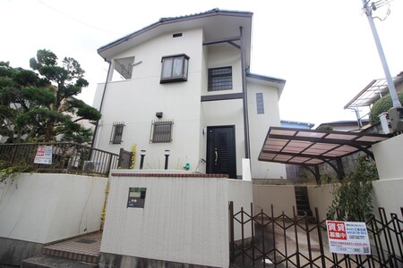 安岡寺町5丁目貸家外観写真