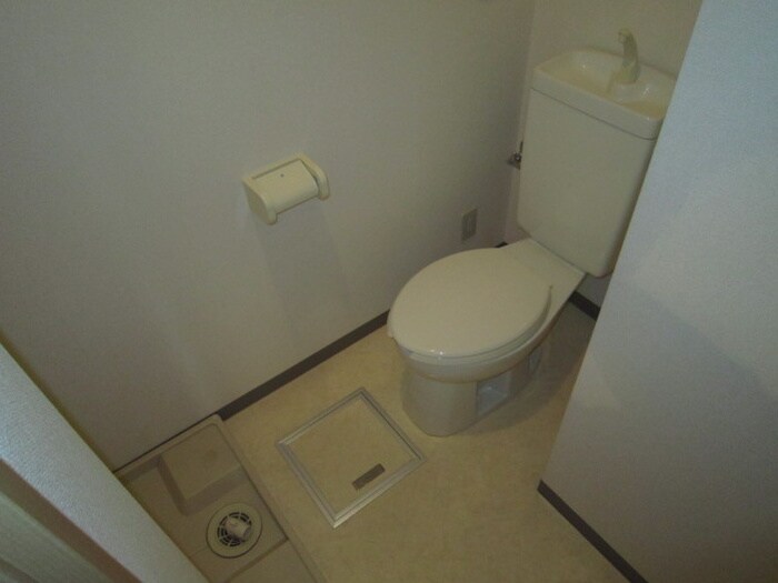 物件内観写真10　(トイレ)