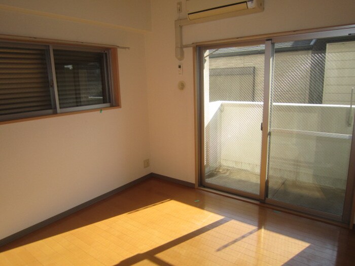 物件内観写真12　(居室)