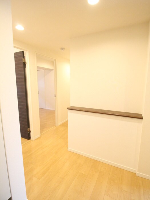 物件内観写真19　(廊下)