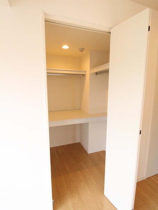 物件内観写真20　(収納)