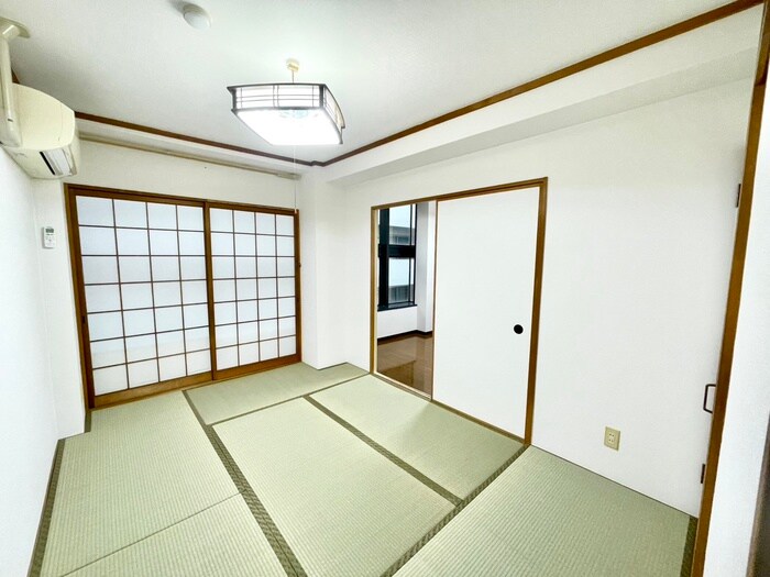 物件内観写真9　(居室)