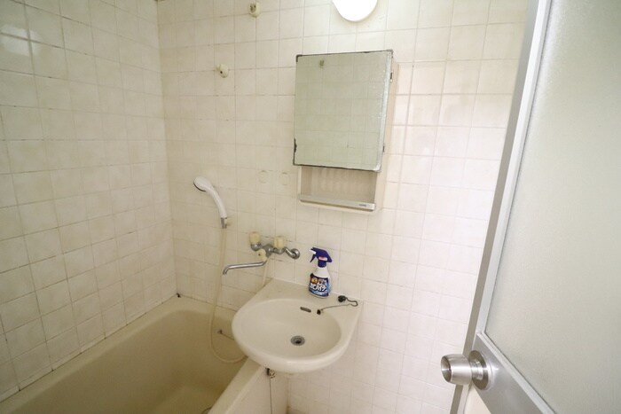 物件内観写真12　(洗面)