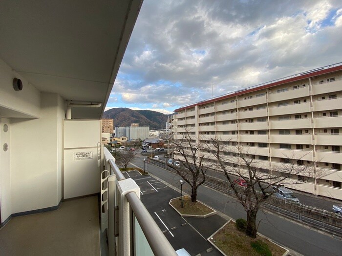 物件内観写真22　(室内からの展望)