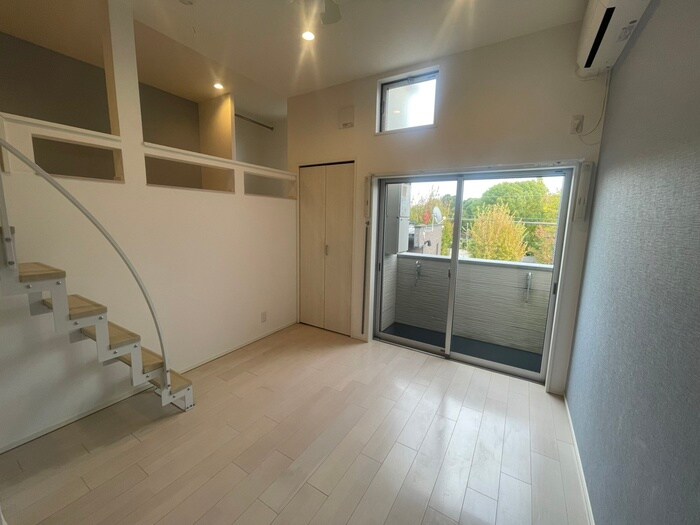 物件内観写真12　(居室)